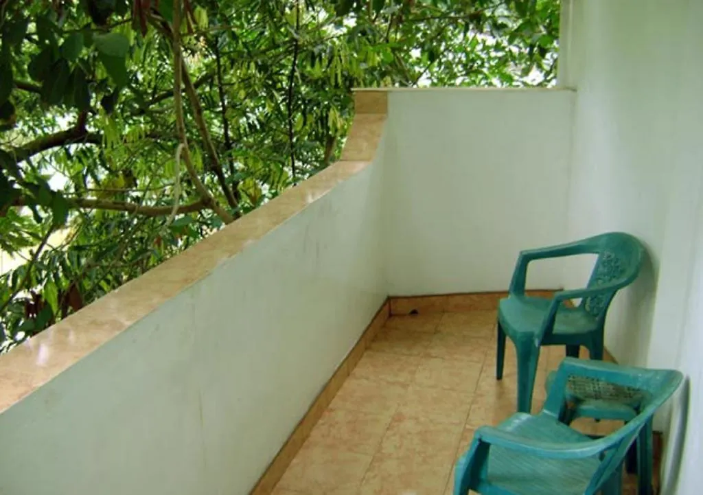 Hostel Palm Garden Home Stay Deiyannewela Srí Lanka